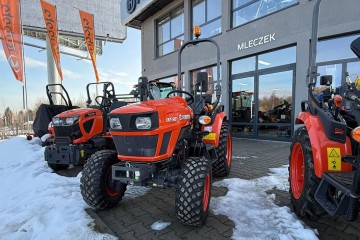 Kubota ek1-261 HST, przekładnia hydrostatyczna, dostępna od ręki