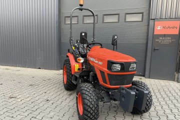 Kubota ek1-261 HST, przekładnia hydrostatyczna, dostępna od ręki